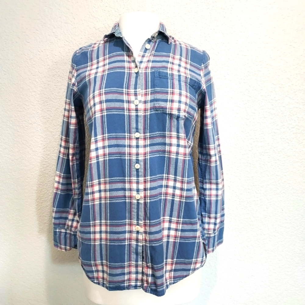 Rivet & Thread Blue Plaid Button Down Size Small